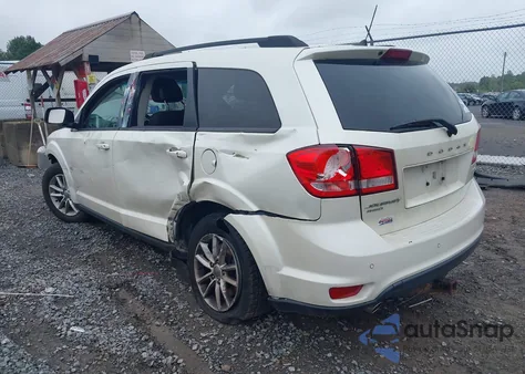 2015 Dodge Journey Sxt z USA, uszkodzony, nr VIN 3C4PDDBG1FT646373